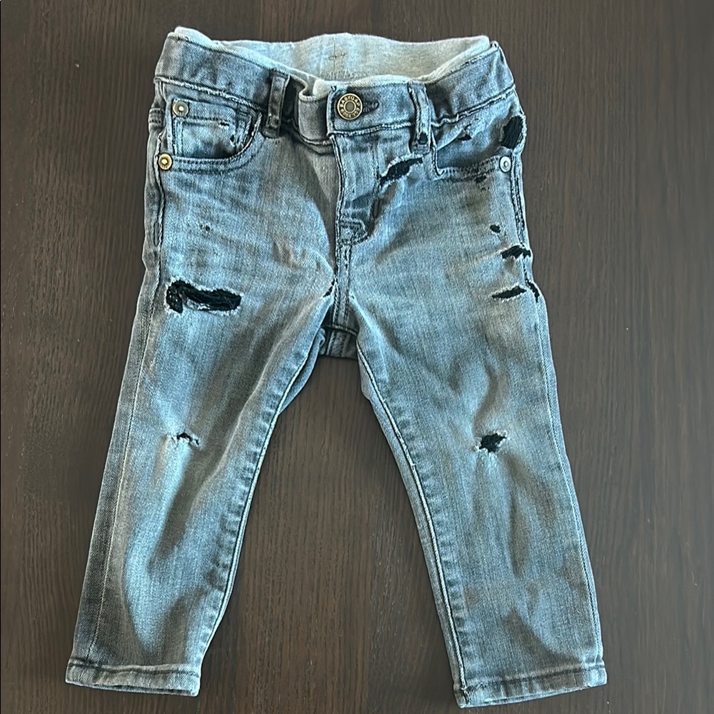 Gap: black/gray Distressed Skinny Jeans